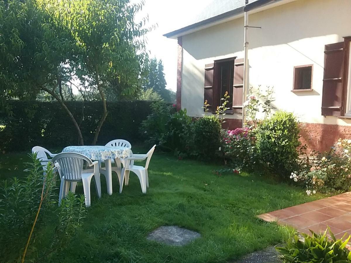 Gite A La Ferme Villeroy  Buitenkant foto